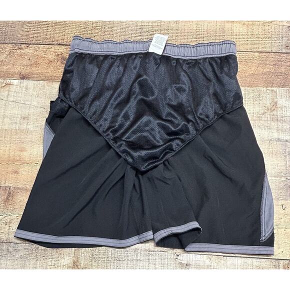 Nike Swim Trunks Mens XL Gray Black Measures 32X9 Board Volley Mesh Shorts - Picture 3 of 7